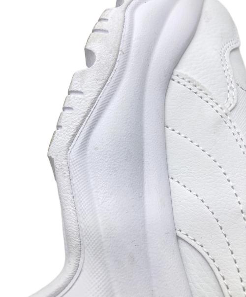 PUMA（プーマ）PUMA (プーマ) ローカットスニーカー/シリア ウェッジ GR ホワイト サイズ:24の古着・服飾アイテム