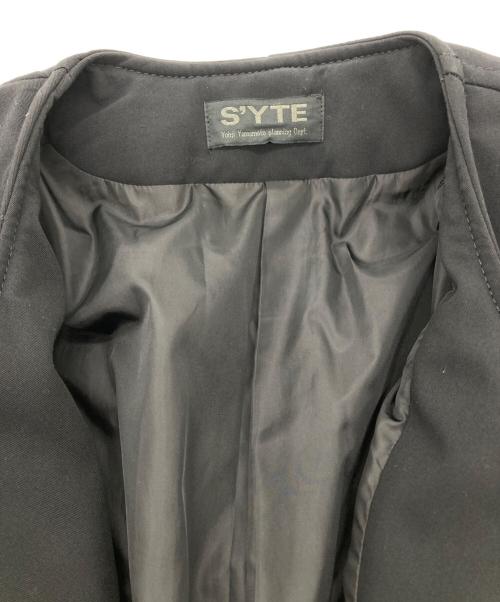 s'yte（サイト）s'yte (サイト) 18AW Gabardine Stretch No Color dot Button Coat ブラック サイズ:SIZE3の古着・服飾アイテム