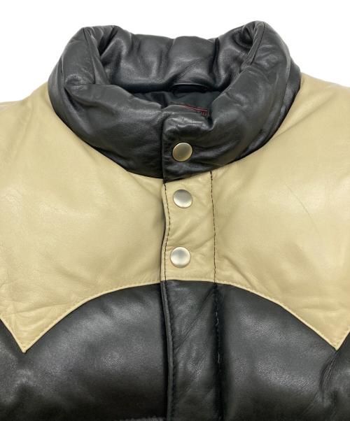FREEDOM（フリーダム）freedom (フリーダム) レザーダウンジャケット ベージュ×ブラック サイズ:36の古着・服飾アイテム