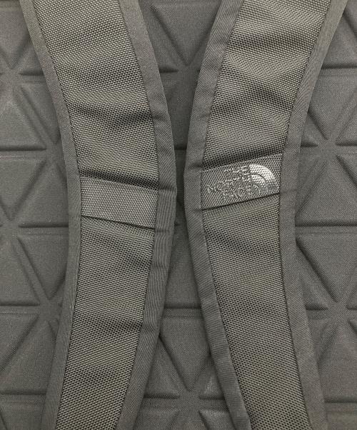 THE NORTH FACE（ザ ノース フェイス）THE NORTH FACE (ザ ノース フェイス) シャトルデイパック ブラックの古着・服飾アイテム