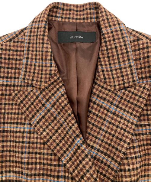 allureville（アルアバイル）allureville (アルアバイル) リオペルカラーチェックダブルジャケット ブラウン サイズ:size1の古着・服飾アイテム