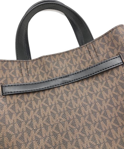 MICHAEL KORS（マイケルコース）MICHAEL KORS (マイケルコース) エミリア サッチェル 2WAYバッグ ブラウンの古着・服飾アイテム