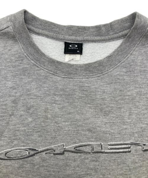 OAKLEY（オークリー）OAKLEY (オークリー) ロゴスウェット グレー サイズ:XLの古着・服飾アイテム