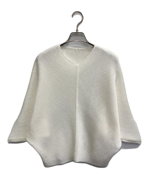 SPECCHIO（スペッチオ）SPECCHIO (スペッチオ) バイアスシャトル Vネック ドルマンプルオーバー ホワイト サイズ:40の古着・服飾アイテム