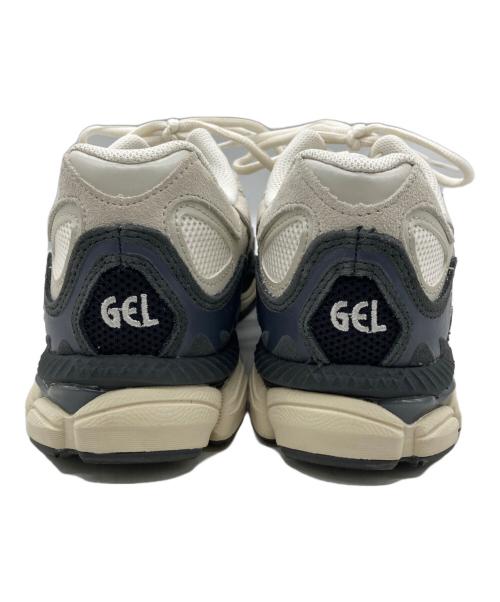asics（アシックス）asics (アシックス) ローカットスニーカー/GEL-NYC ホワイト サイズ:27cmの古着・服飾アイテム