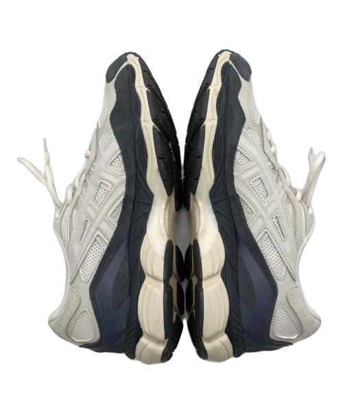 asics（アシックス）asics (アシックス) ローカットスニーカー/GEL-NYC ホワイト サイズ:27cmの古着・服飾アイテム