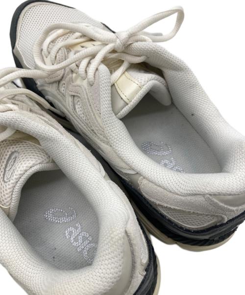 asics（アシックス）asics (アシックス) ローカットスニーカー/GEL-NYC ホワイト サイズ:27cmの古着・服飾アイテム