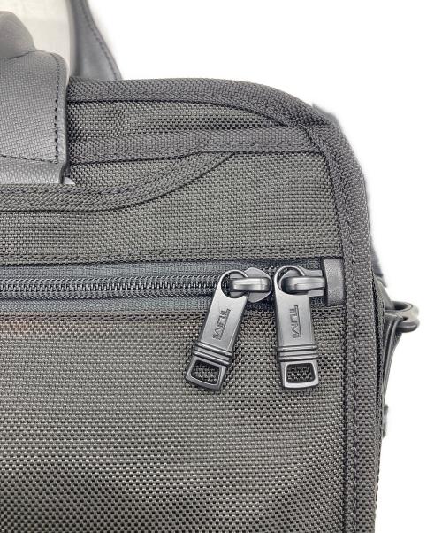 TUMI（トゥミ）TUMI (トゥミ) エクスパンダブル・オーガナイザー・ラップトップ・ブリーフ ブラックの古着・服飾アイテム