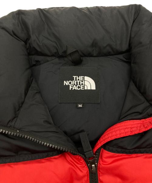 THE NORTH FACE（ザ ノース フェイス）THE NORTH FACE (ザ ノース フェイス) NUPTSE JACKET レッド サイズ:Mの古着・服飾アイテム