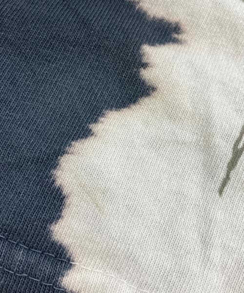 cactus jack（カクタス・ジャック）cactus jack (カクタス・ジャック) KAWS (カウズ) FRAGMENT コラボ ロンT ホワイト×ネイビー サイズ:XLの古着・服飾アイテム
