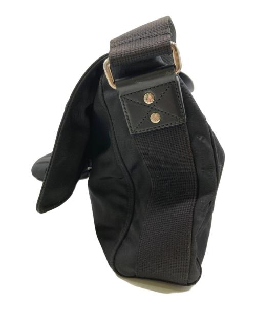 GUCCI（グッチ）GUCCI (グッチ) シェリーラインショルダーバッグ ブラックの古着・服飾アイテム