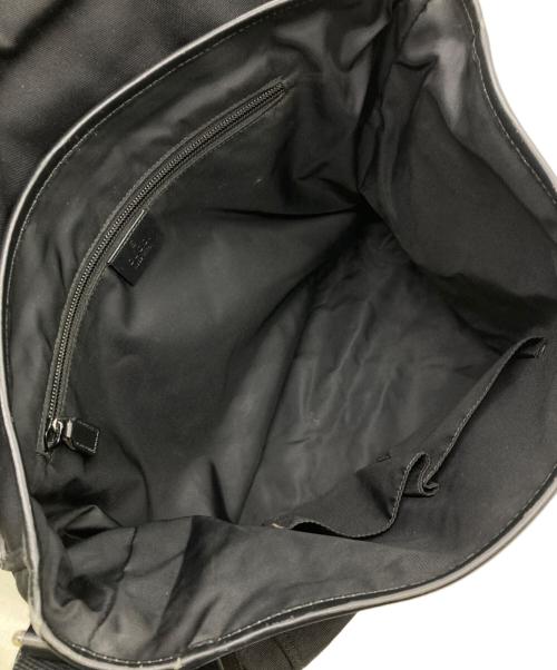 GUCCI（グッチ）GUCCI (グッチ) シェリーラインショルダーバッグ ブラックの古着・服飾アイテム
