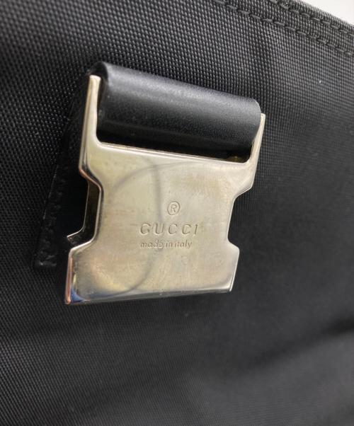 GUCCI（グッチ）GUCCI (グッチ) シェリーラインショルダーバッグ ブラックの古着・服飾アイテム