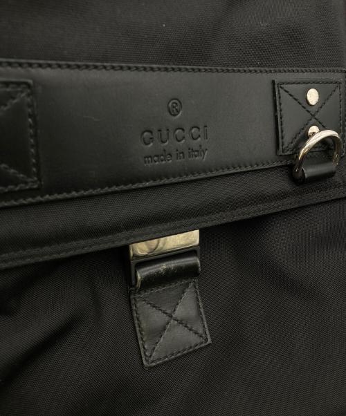 GUCCI（グッチ）GUCCI (グッチ) シェリーラインショルダーバッグ ブラックの古着・服飾アイテム