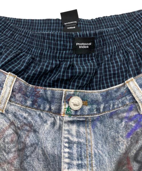 Protocol Index（プロトコルインデックス）Protocol Index (プロトコルインデックス) GRAFFITI TROMPE-L’OEIL LAYERED PANTS ブルー サイズ:Mの古着・服飾アイテム