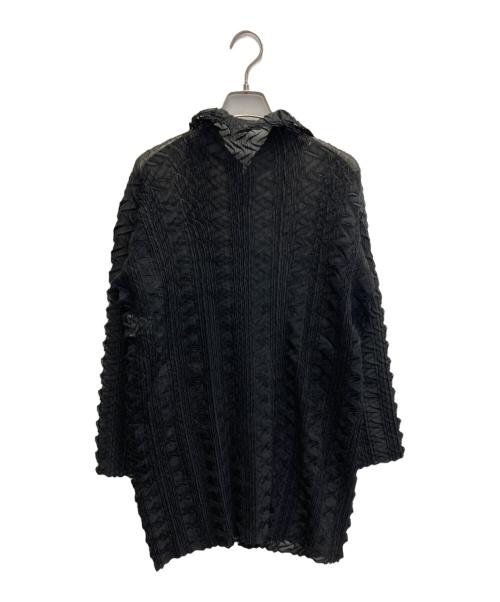 ISSEY MIYAKE FETE（イッセイミヤケフェット）ISSEY MIYAKE FETE (イッセイミヤケフェット) ハイネック ジグザグプリーツ シアーシャツ ブラック サイズ:SIZE2の古着・服飾アイテム