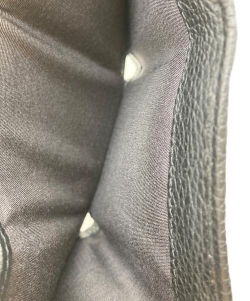 JIMMY CHOO（ジミーチュウ）JIMMY CHOO (ジミーチュウ) スタースタッズ 三つ折り財布 ブラックの古着・服飾アイテム
