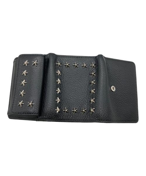 JIMMY CHOO（ジミーチュウ）JIMMY CHOO (ジミーチュウ) スタースタッズ 三つ折り財布 ブラックの古着・服飾アイテム