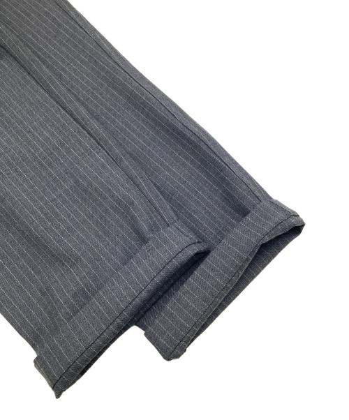 POLO RALPH LAUREN（ポロ・ラルフローレン）POLO RALPH LAUREN (ポロ・ラルフローレン)  CLASSIC TAPER　ストライプイージーパンツ グレー サイズ:Sの古着・服飾アイテム