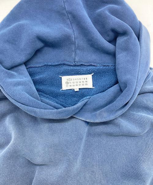 Maison Margiela（メゾンマルジェラ）Maison Margiela (メゾンマルジェラ) 23SS バックワッペンデストロイ加工プルオーバーパーカー ネイビー サイズ:Mの古着・服飾アイテム