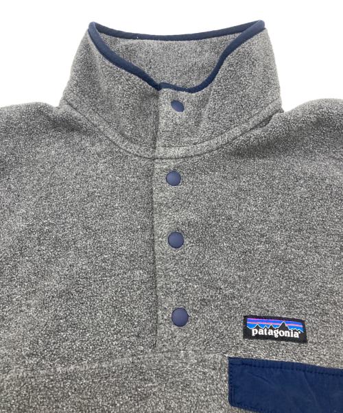Patagonia（パタゴニア）Patagonia (パタゴニア) FA21 ライトウェイトシンチラスナップT グレー サイズ:XSの古着・服飾アイテム