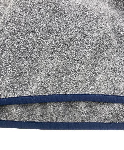 Patagonia（パタゴニア）Patagonia (パタゴニア) FA21 ライトウェイトシンチラスナップT グレー サイズ:XSの古着・服飾アイテム