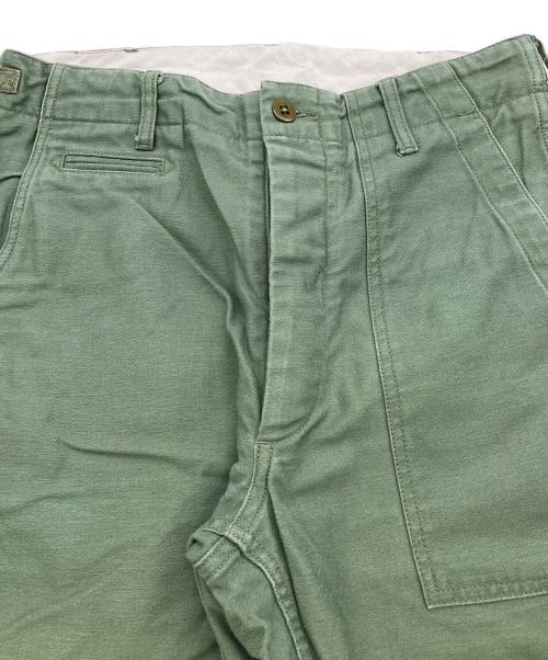 BEAMS PLUS（ビームスプラス）BEAMS PLUS (ビームスプラス) Engineered Garments (エンジニアド ガーメンツ) グラスフィールドパンツ オリーブ サイズ:30の古着・服飾アイテム