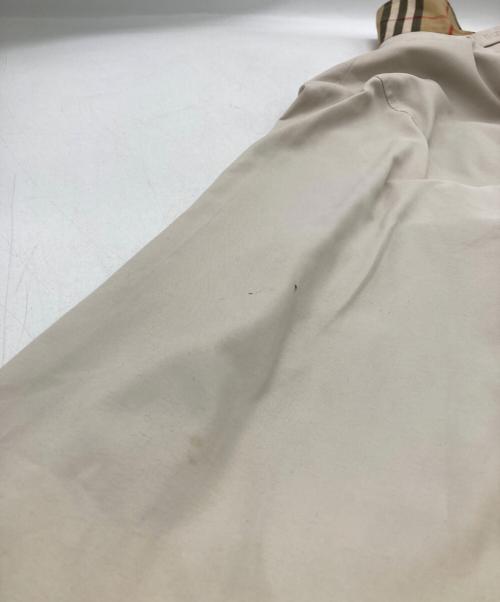 Burberry's（バーバリーズ）Burberry's (バーバリーズ) 裏ノバチェックトレンチコート ホワイト サイズ:不明の古着・服飾アイテム