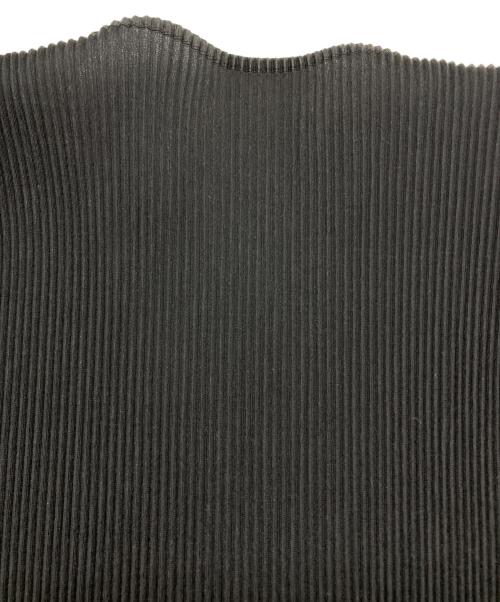 ISSEY MIYAKE FETE（イッセイミヤケフェット）ISSEY MIYAKE FETE (イッセイミヤケフェット) プリーツカーディガン ブラック サイズ:01の古着・服飾アイテム