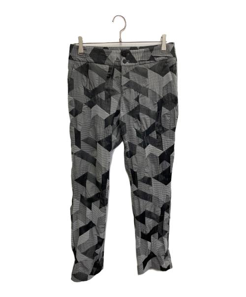 ISSEY MIYAKE（イッセイミヤケ）ISSEY MIYAKE (イッセイミヤケ) ヘリンボーンプリーツパンツ グレー×ブラック サイズ:3の古着・服飾アイテム