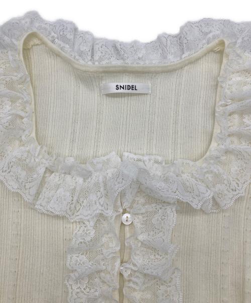 Snidel（スナイデル）Snidel (スナイデル) フリルニットプルオーバー ベージュ サイズ:Sの古着・服飾アイテム