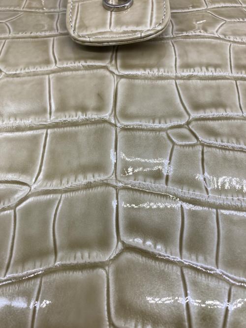 GRES（グレ）GRES (グレ) 型押しトートバッグ ベージュの古着・服飾アイテム