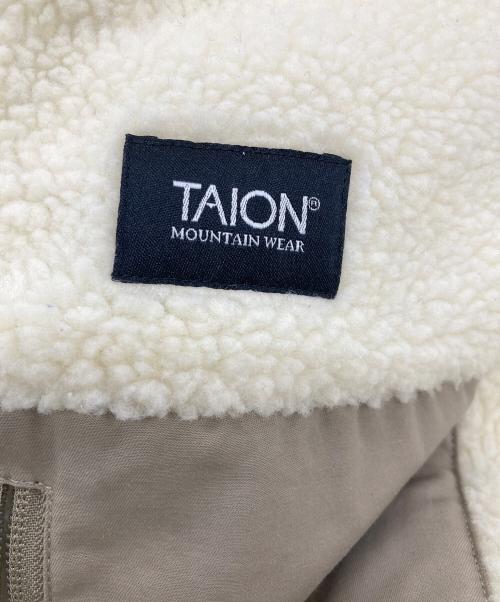 TAION（タイオン）TAION (タイオン) NOLLEY'S (ノーリーズ) ボアダウンリバーシブルフードコート ベージュ サイズ:Mの古着・服飾アイテム