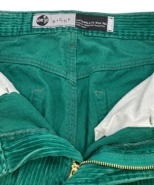 LEVI'S（リーバイス）LEVI'S (リーバイス) BAGGYコーデュロイパンツ グリーン サイズ:W28×L30の古着・服飾アイテム