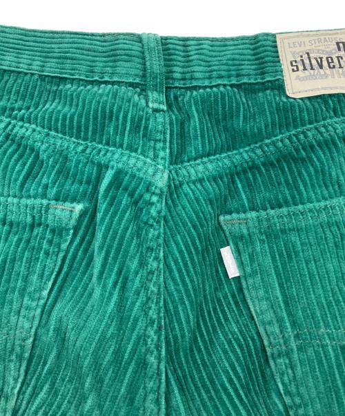 LEVI'S（リーバイス）LEVI'S (リーバイス) BAGGYコーデュロイパンツ グリーン サイズ:W28×L30の古着・服飾アイテム