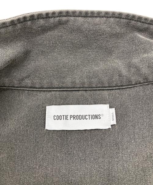 COOTIE PRODUCTIONS（クーティープロダクツ）COOTIE PRODUCTIONS (クーティープロダクツ) 26SS　Pigment Coating T/R Twill L/S Work Shirt グレー サイズ:Sの古着・服飾アイテム