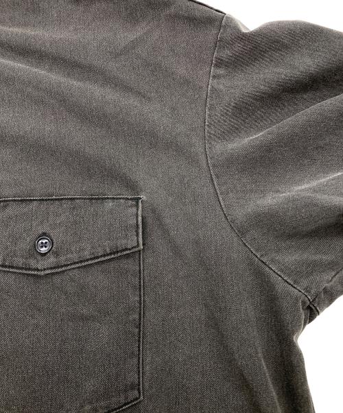 COOTIE PRODUCTIONS（クーティープロダクツ）COOTIE PRODUCTIONS (クーティープロダクツ) 26SS　Pigment Coating T/R Twill L/S Work Shirt グレー サイズ:Sの古着・服飾アイテム