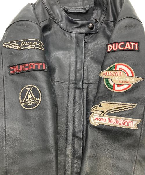 DUCATI BY DAiNESE（ドゥカティ バイ ダイネーゼ）DUCATI BY DAiNESE (ドゥカティ バイ ダイネーゼ) ワッペンバイカーレザージャケット ブラック サイズ:48の古着・服飾アイテム