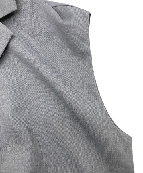 Noble（ノーブル）Noble (ノーブル) エステルツイルショートジレブラウス グレー サイズ:FREEの古着・服飾アイテム
