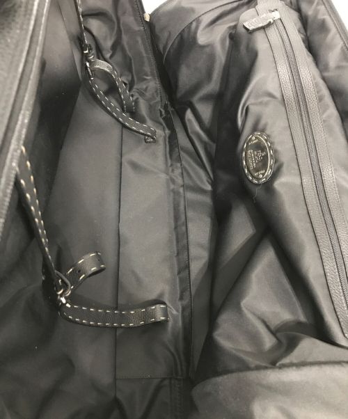 FENDI（フェンディ）FENDI (フェンディ) ガーメントバッグ ブラックの古着・服飾アイテム