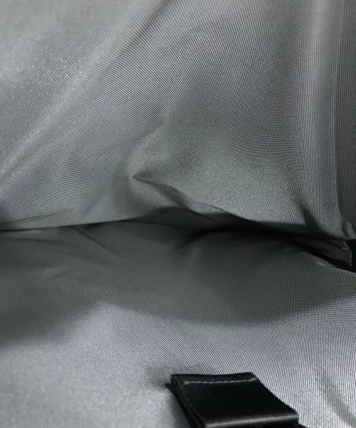 PORTER（ポーター）PORTER (ポーター) インタラクティブ / INTERACTIVE ブラックの古着・服飾アイテム