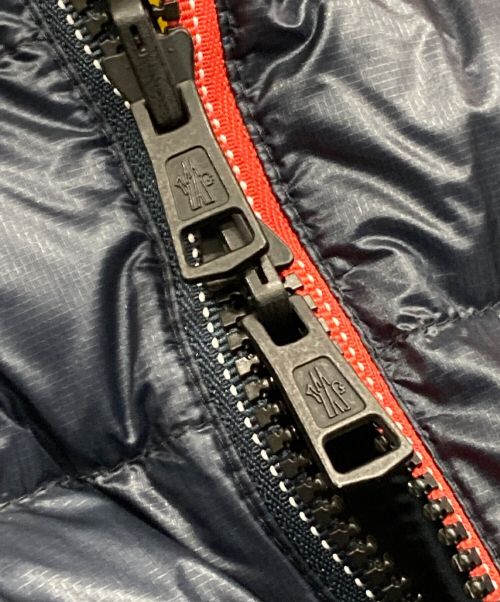 MONCLER GENIUS（モンクレール ジーニアス）MONCLER GENIUS (モンクレール ジーニアス) Amedras Reversible Down Padded Jacket ネイビー サイズ:1の古着・服飾アイテム