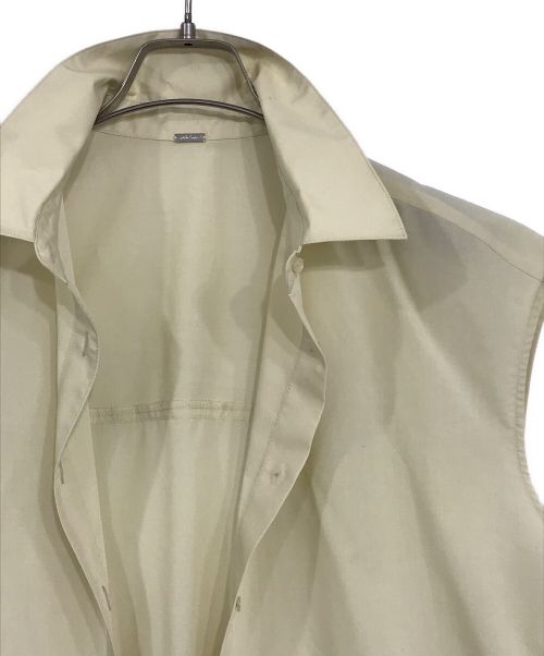 Mila Owen（ミラオーウェン）Mila Owen (ミラオーウェン) ノースリーブシャツ ベージュ サイズ:size 0の古着・服飾アイテム