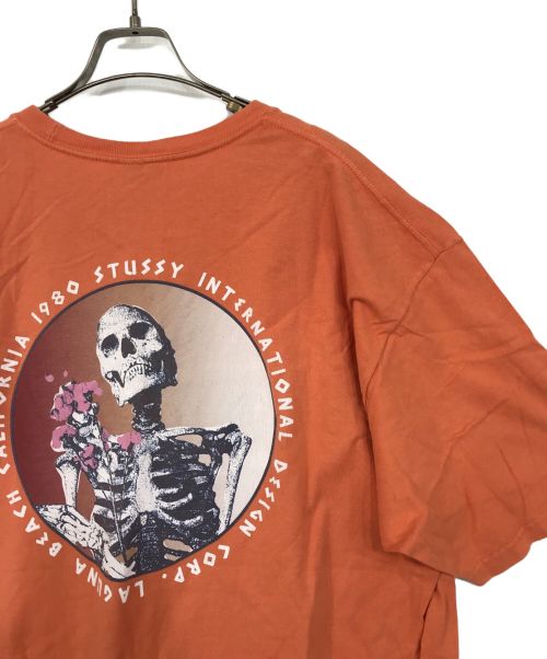 stussy（ステューシー）stussy (ステューシー) 半袖カットソー オレンジ サイズ:SIZE　XLの古着・服飾アイテム