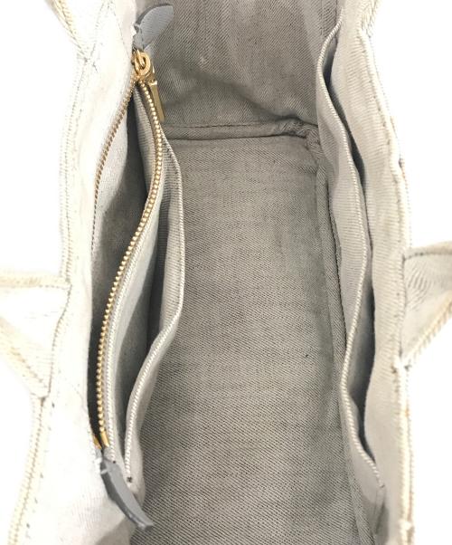 PRADA（プラダ）PRADA (プラダ) 2WAYバッグ アイボリーの古着・服飾アイテム