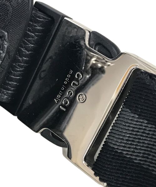 GUCCI（グッチ）GUCCI (グッチ) GG柄ウエストバッグ ブラックの古着・服飾アイテム