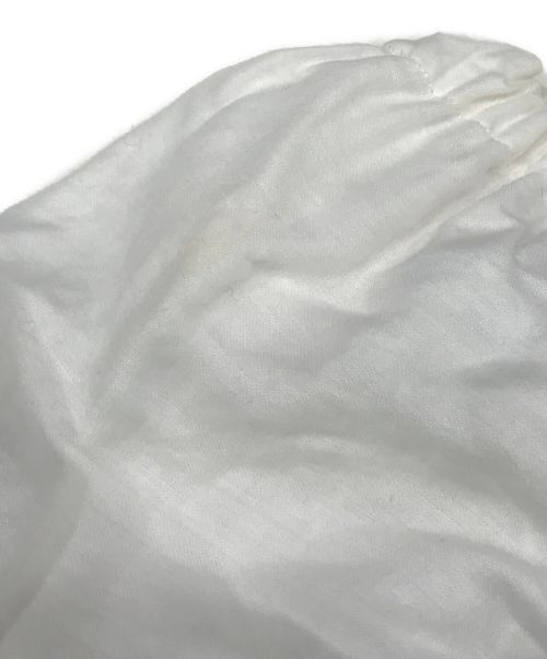 KALNA（カルナ）KALNA (カルナ) ギャザーオフショルダーブラウス ホワイトの古着・服飾アイテム