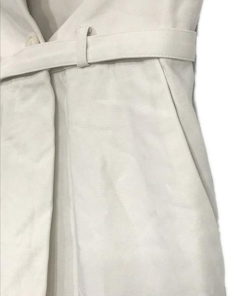 ENFOLD（エンフォルド）ENFOLD (エンフォルド) ベルト付スカート ホワイト サイズ:36の古着・服飾アイテム