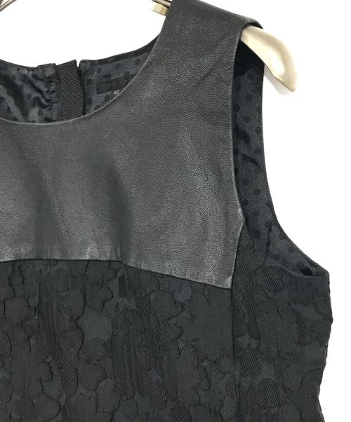 TO BE CHIC（トゥービーシック）TO BE CHIC (トゥービーシック) 花柄切替ノースリーブワンピース ブラック サイズ:40の古着・服飾アイテム