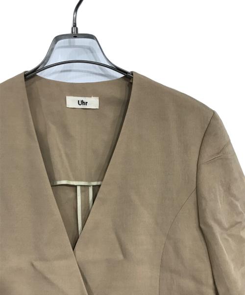 Uhr（ウーア）uhr (ウーア) ノーカラーダブルジャケット ベージュ サイズ:36の古着・服飾アイテム